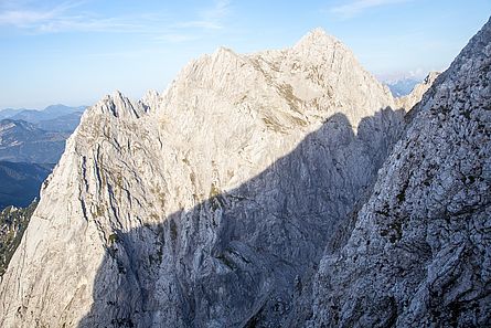 Kleine Halt, Gamshalt und Ellmauer Halt von Westen.