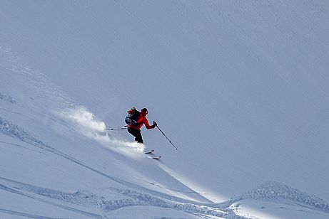 Pulverschneeabfahrt nach St. Martin