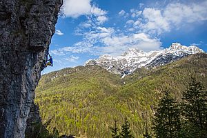 Klettern im Klettergarten Adolari