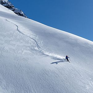 Mit der richtigen Spurwahl gabs auch noch unberührten Pulverschnee