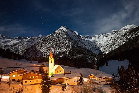 Nächtliche Winteridylle in Gramais.