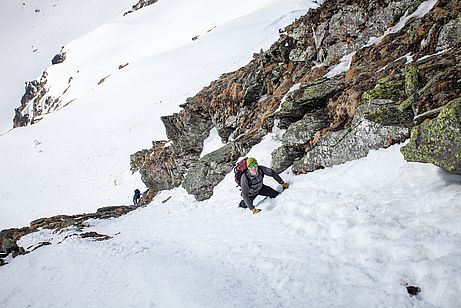 Steiler Gipfelanstieg an der Felbespitze