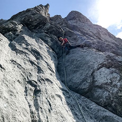 In der Schlüsselseillänge der Route.