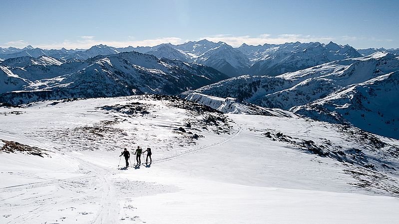 Herrlicher Tauernblick vom Gipfelplateau