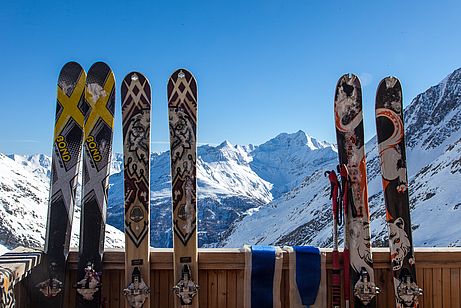 Traumhafter Ausblick von der Hüttenterrasse der Eisseehütte.