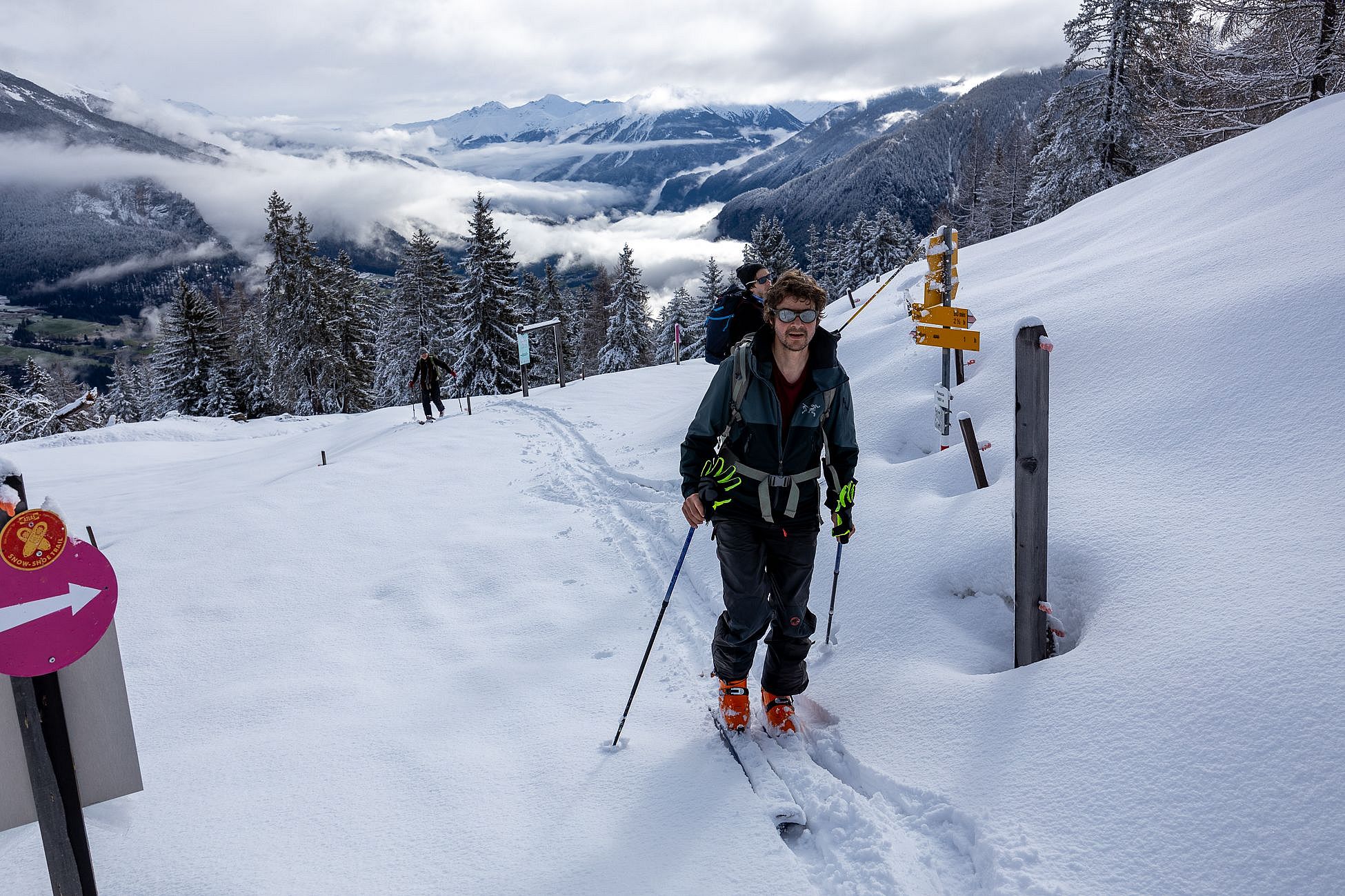 Auf etwa 1700 m dann viel Altschnee