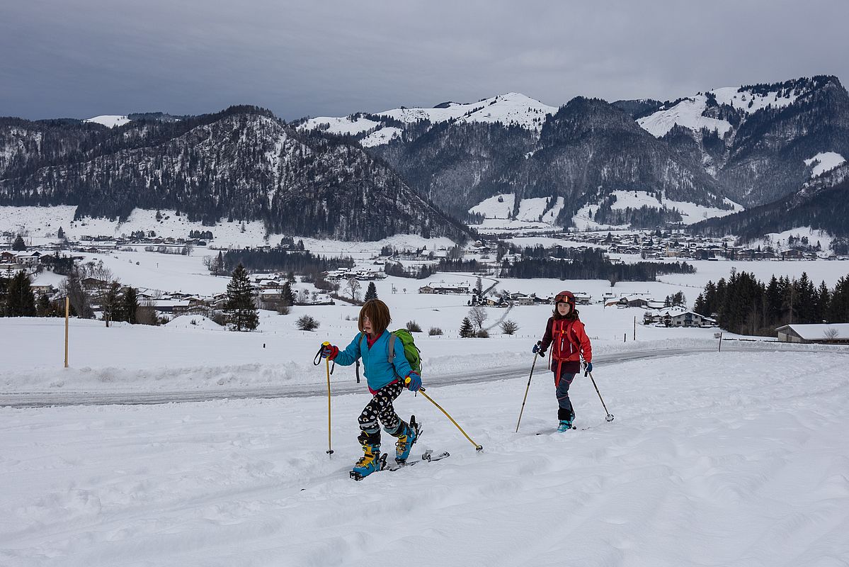 Gute Schneelage im Talkessel des Walchsees