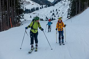 Am markierten Skiaufstieg