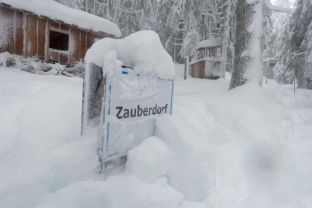 Kurz unter dem Ende der Tour passiert man das "Zauberdorf"