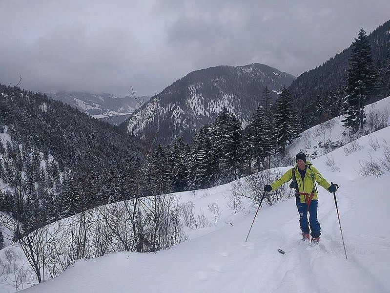 Aufstieg durch den Krottentaler Graben zum Taubenstein.