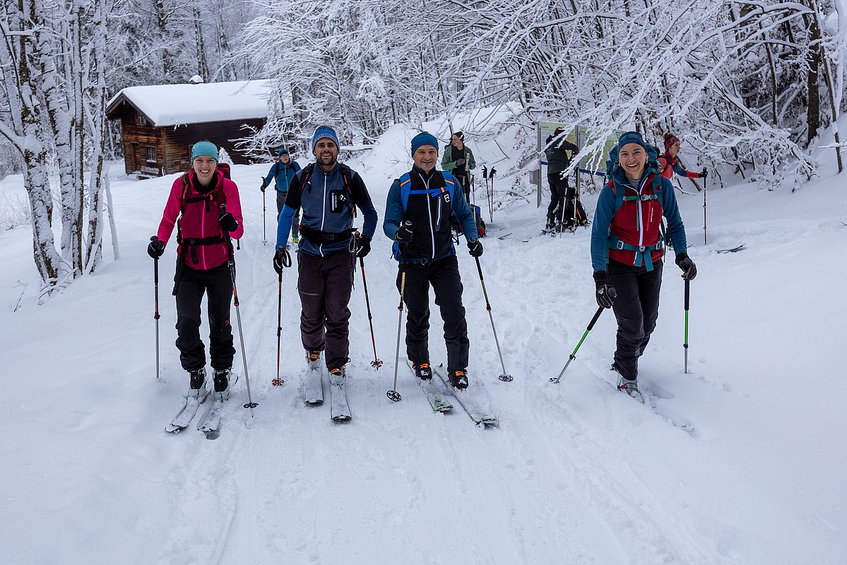 Aufstieg über die Rodelbahn