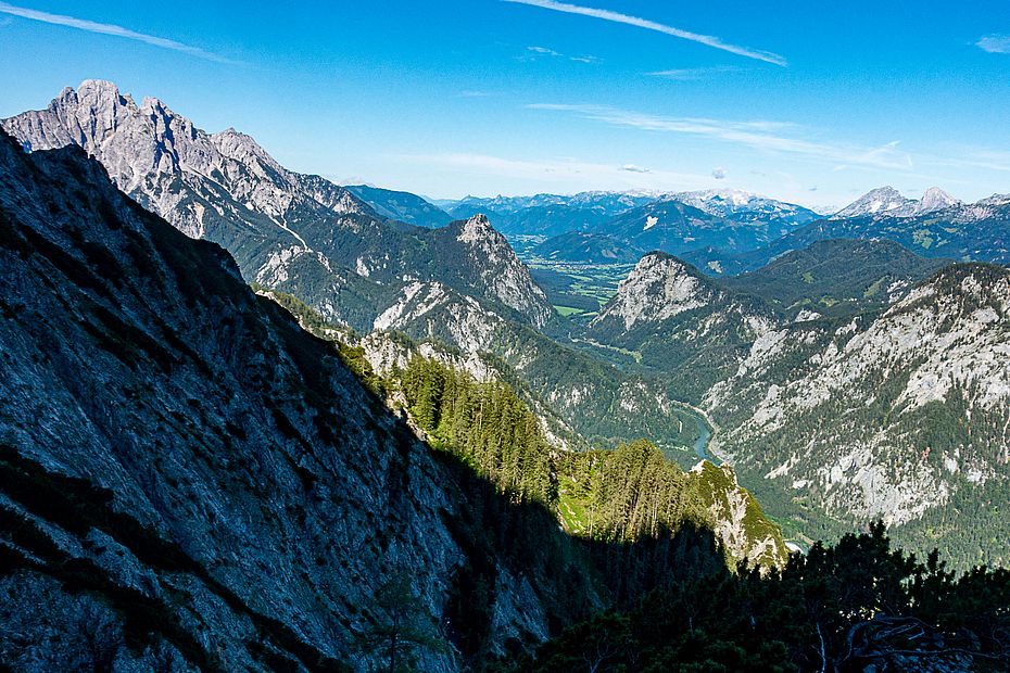 Tiefblick aus dem Höllersteig auf die Enns