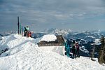 Tief verschneiter Spitzsteingipfel.