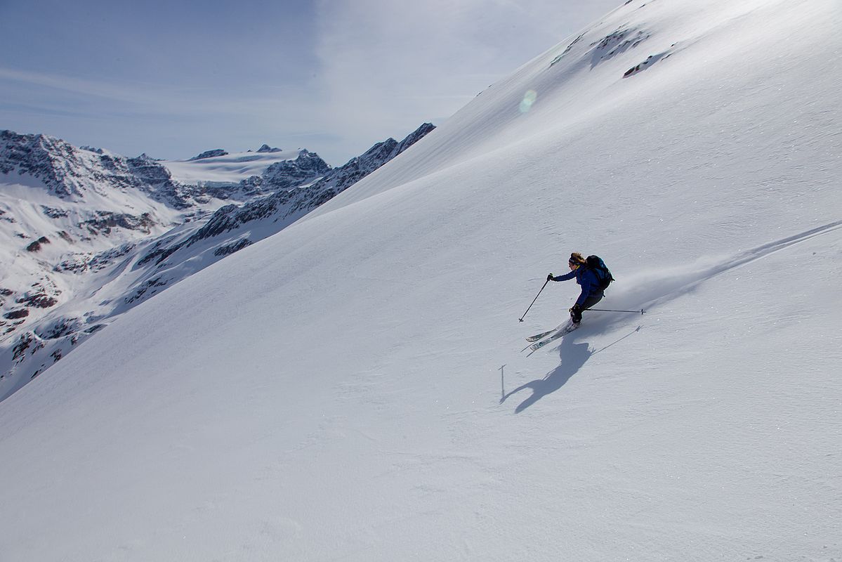 Firstline von der Valbenairspitze mit Blick in Richtung Hintereisspitze