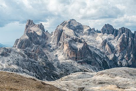 Gipfelblick von der Cima Fradusta zum Cimone della Pala und zur Cima Vezzana