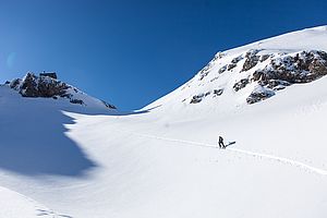 Kurz unter der Hagener Hütte gab es hier ein größeres Setzungsgeräusch, worauf wir die kurz angedachte Eselkarrinne endgültig aus der Planung strichen.