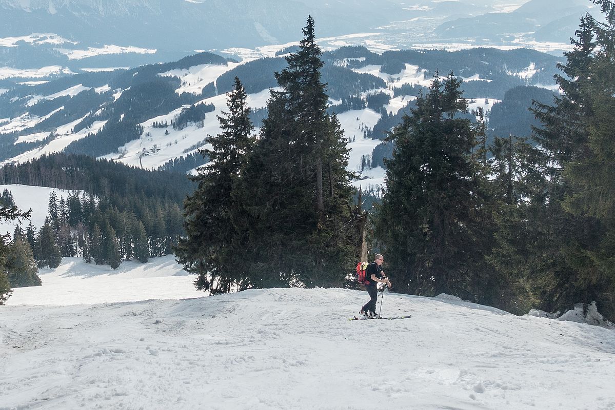 Buckelpiste im Aufstieg zum Spitzstein.