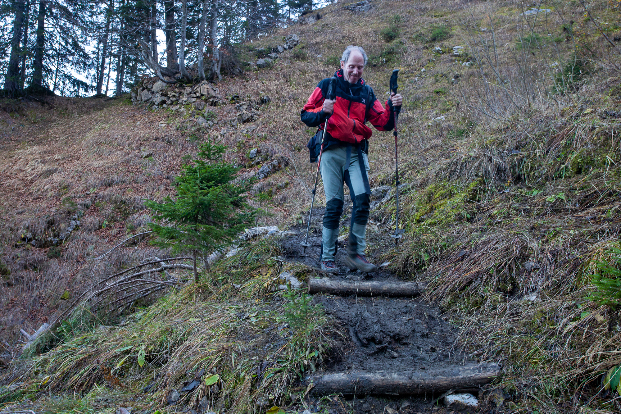 Rutschiger Weg hinab zur Sieblialm