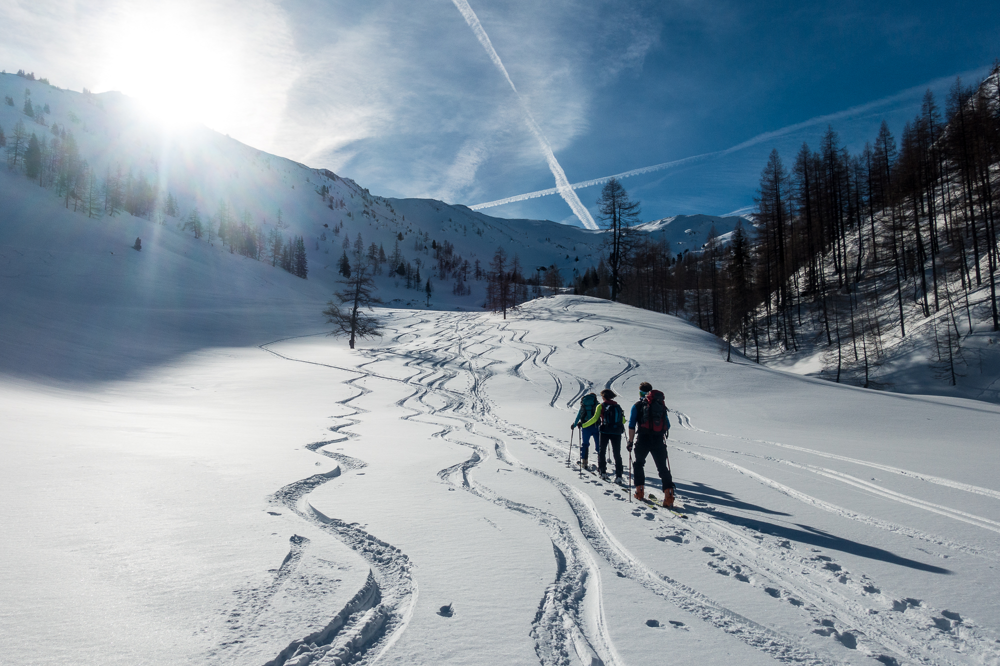 Perfekte Pulverschneebedingungen oberhalb der Schöntalalm