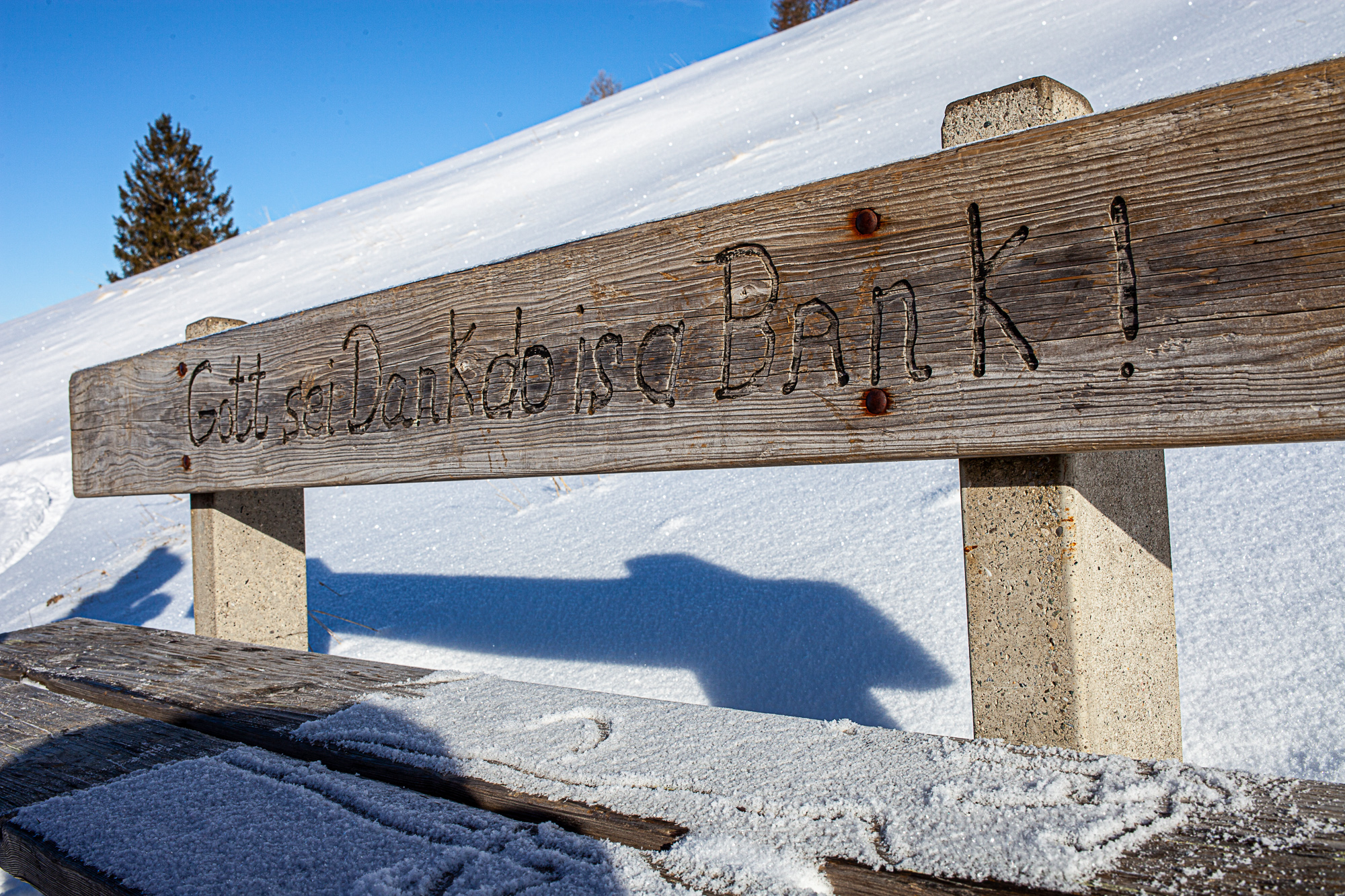 Bereits wieder Oberflächenreif - kein gutes Zeichen vor den nächsten Schneefällen