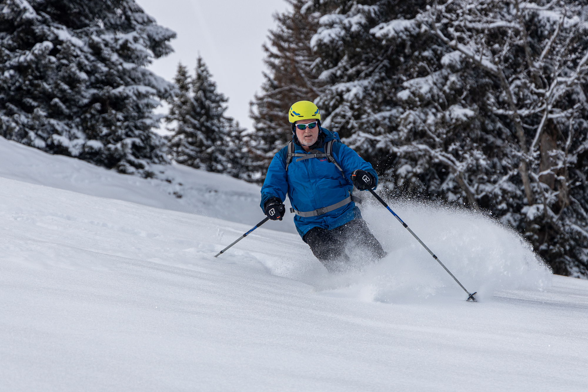  Durch den Oberflächenreif schon eher "Raschelschnee" als echter Powder 