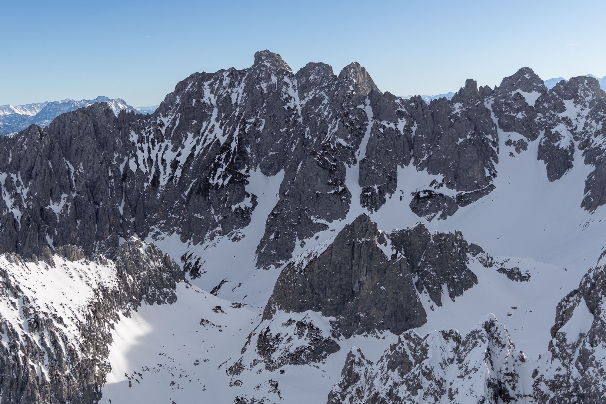 Blick ins Griesnerkar zur Pflaumhütte und zum Schönwetterfensterl